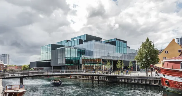 R Hjortshoj BLOX WEB 308