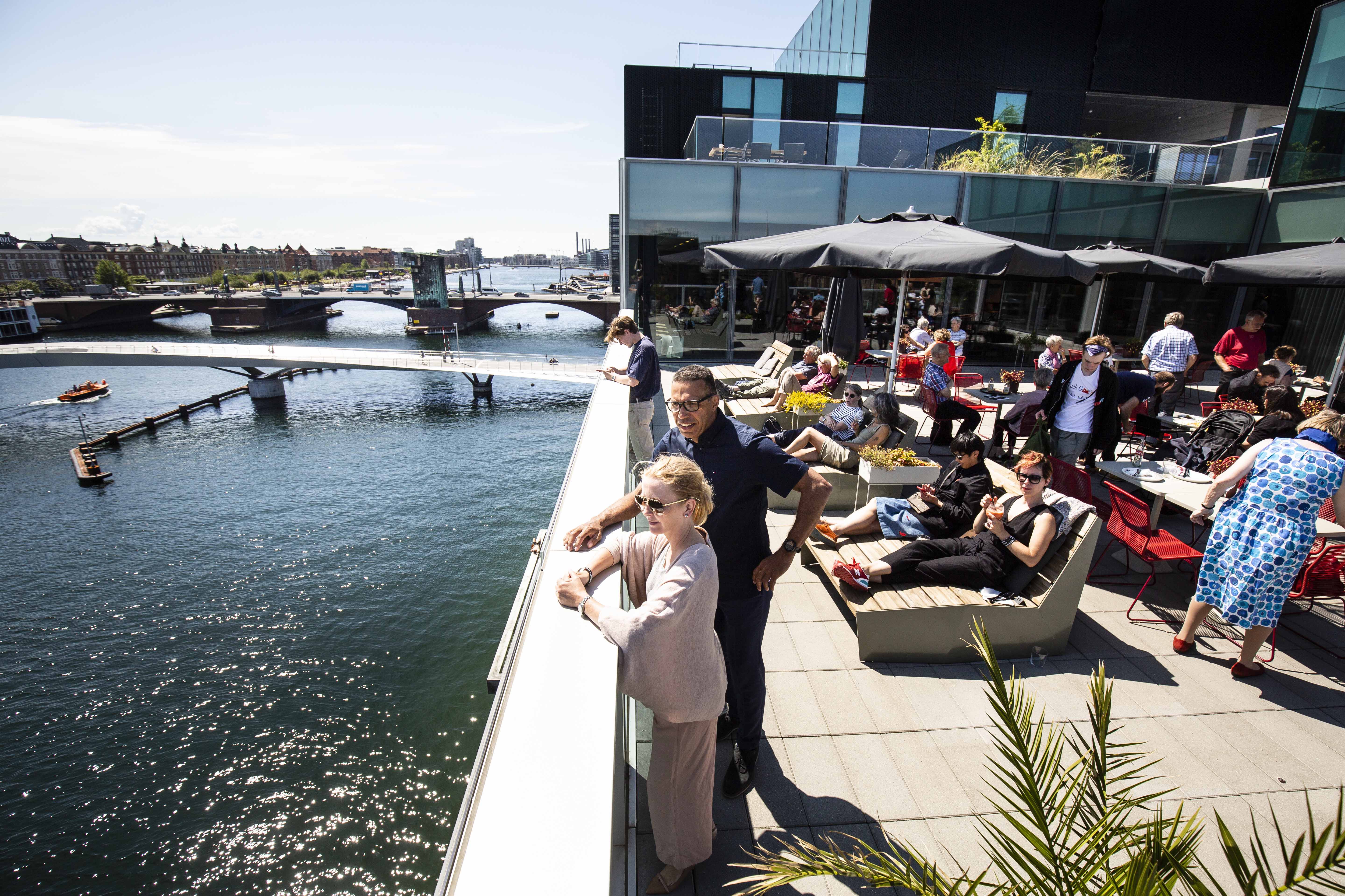 Dansk Arkitektur Center Cafe Terrasse Foto Kontraframe